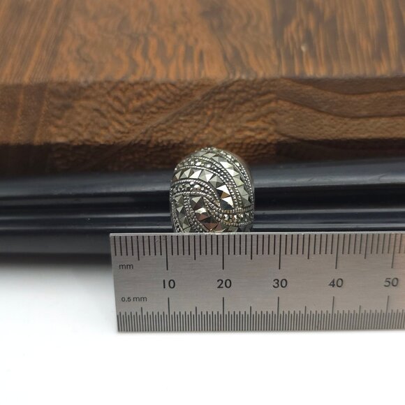 Size 8 Sterling Silver Marcasite Stones Band Ring A202 - Picture 7 of 8